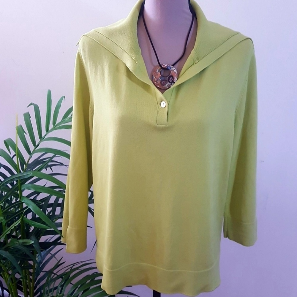 Evelyn and Arthur Green 3/4 sleeves Knitted Top  Size L